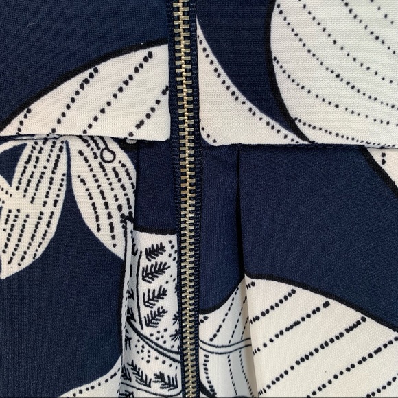 Roz & Ali Dress w Silver Metal Y2K Back Zipper & Oversized Botanical Print sz 2P - Picture 10 of 14